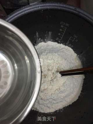 自制凉皮的做法步骤：1