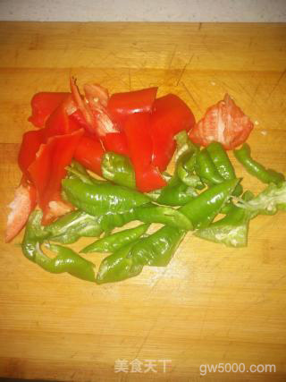 鸡肉焖花卷的做法步骤：3