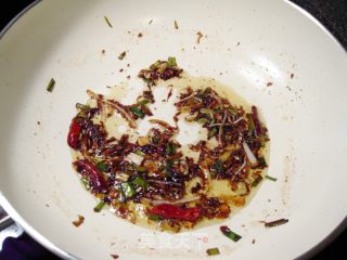 新疆大盘鸡的做法步骤：9