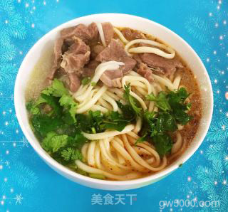 新疆羊肉拉条子的做法步骤：4