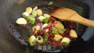 正宗新疆大盘鸡的做法步骤:3