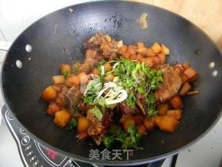 羊脊骨烧萝卜的做法步骤:12