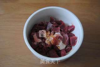 孜然羊肉串的做法步骤：2