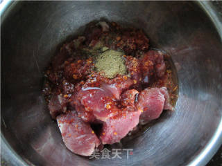 迷你羊肉串的做法步骤：2