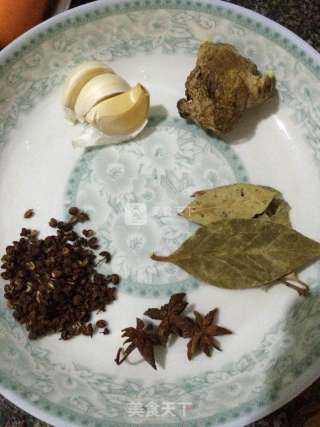 家庭版大盘鸡的做法步骤:3