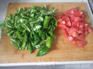 新疆过油肉拌面的做法步骤：4