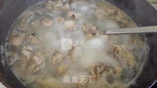 正宗新疆大盘鸡的做法步骤:2