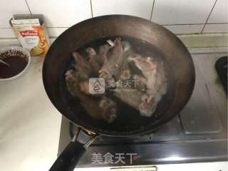 新疆手抓饭的做法步骤:2