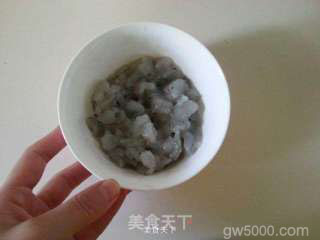 虾仁水煎包的做法步骤：1