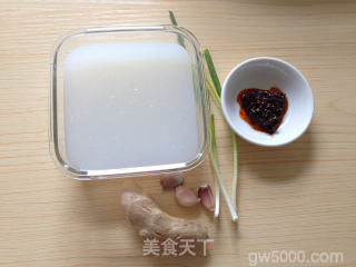 豉香炒凉粉的做法步骤：1