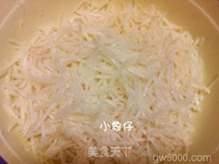 爱心萝卜丝饼的做法步骤：2