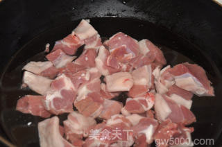 当归山药羊肉汤的做法步骤：3