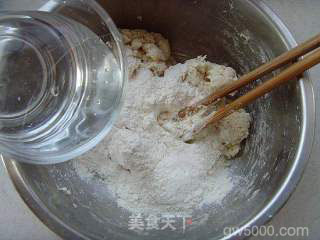 鸡蛋灌饼的做法步骤：2