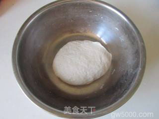 西葫芦肉馅锅贴的做法步骤：2