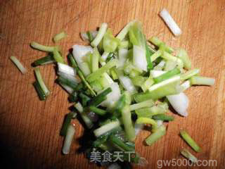 家常菜--目鱼烩豆腐的做法步骤：3
