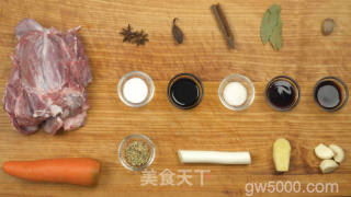 红焖羊肉的做法步骤：1