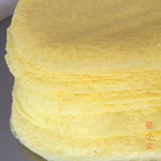 封丘名吃皇小尖卷尖的做法步骤：1