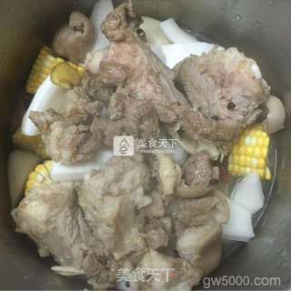 养生羊肉汤的做法步骤：9