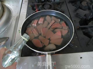 私房烩猪血的做法步骤：2