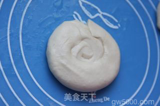最受欢迎的早餐之一----鸡蛋灌饼的做法步骤：9