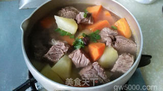清炖牛肉汤的做法步骤：11