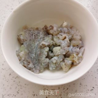 水晶虾饺的做法步骤：2