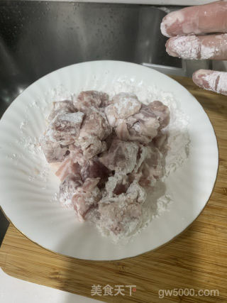 咕咾肉的做法步骤：1