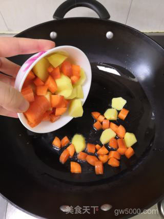 腊味煲仔饭的做法步骤:4