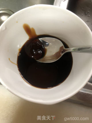 腊肠煲仔饭的做法步骤：8