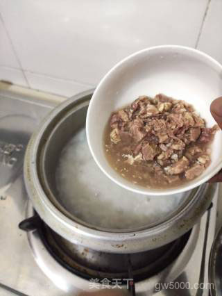 广式生滚牛肉粥的做法步骤：4