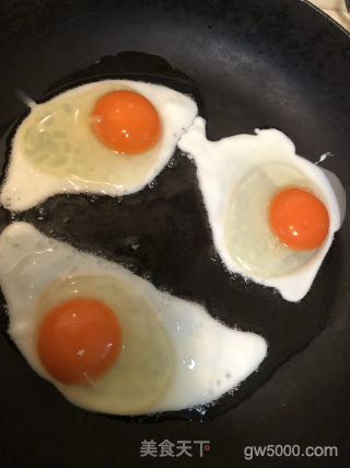 香肠煲仔饭的做法步骤：5