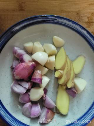 酱油鸡的做法步骤：2