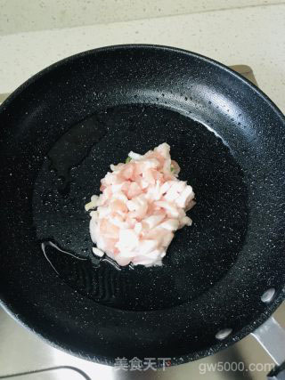 炒河粉的做法步骤：3