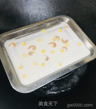 虾仁玉米肠粉的做法步骤：7