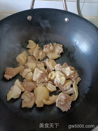 竹荪猪肚鸡的做法步骤：2