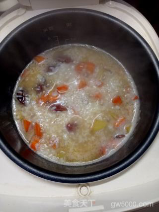 广式辣肠焖饭的做法步骤：5