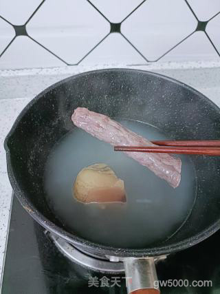 腊味煲仔饭（家庭版）的做法步骤：5