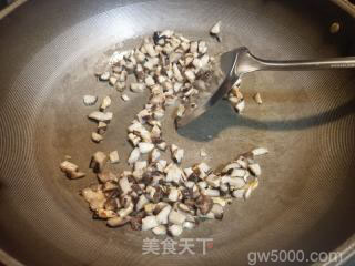 广式腊味芋头糕的做法步骤:7