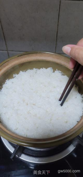 腊肠窝蛋煲仔饭的做法步骤：8