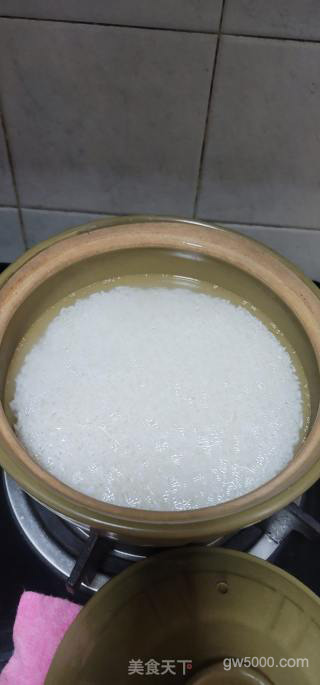 腊肠窝蛋煲仔饭的做法步骤：5