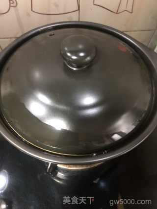 腊肠煲仔饭的做法步骤：7