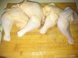 豉油鸡的做法步骤：1