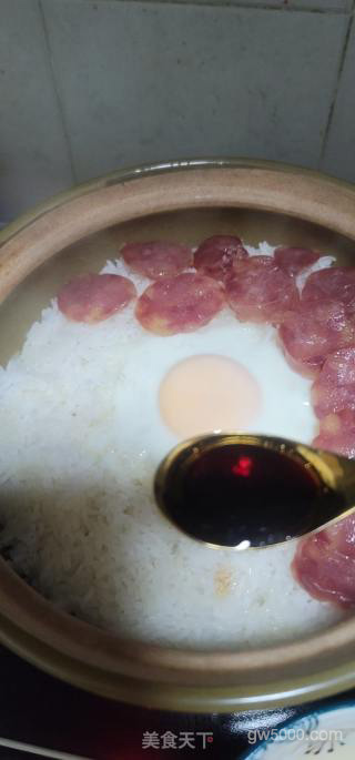 腊肠窝蛋煲仔饭的做法步骤：11