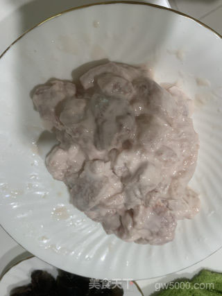 咕咾肉的做法步骤：2