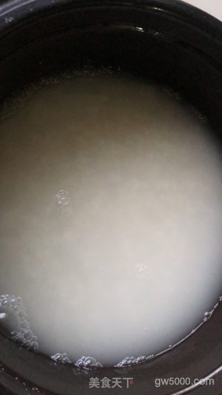 香肠煲仔饭的做法步骤：1