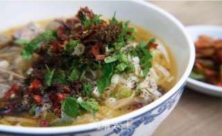腾冲小吃——牛肉饵丝的做法步骤：2