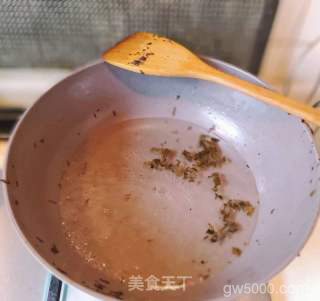 滇味酸菜魔芋粉丝煲的做法步骤：8
