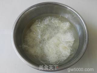 炒米粉的做法步骤：4