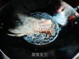 大头菜烧鱼尾的做法步骤：3