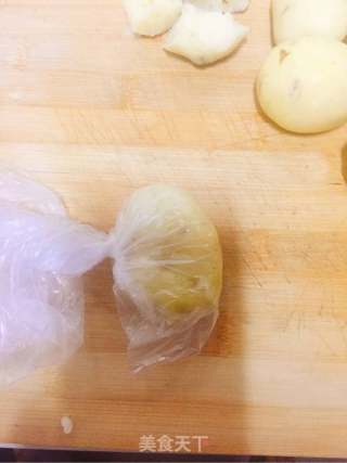 塌扁土豆的做法步骤：2